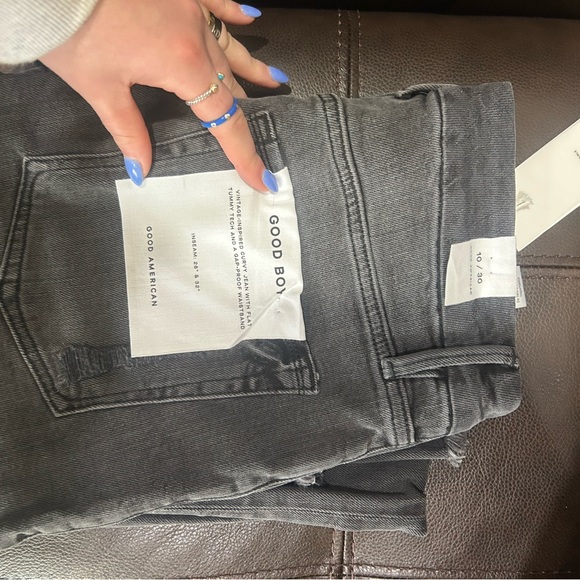 NWT GOOD AMERICAN JEANS - Picture 4 of 7